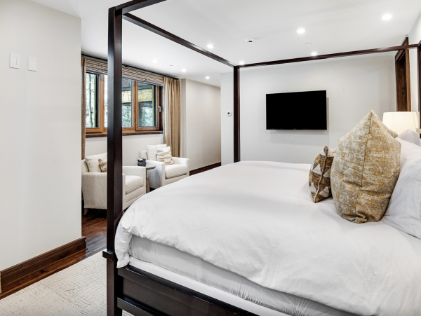 Ski In Ski Out Vail 8 Bedroom Luxury Vacation Home Sleeps 18